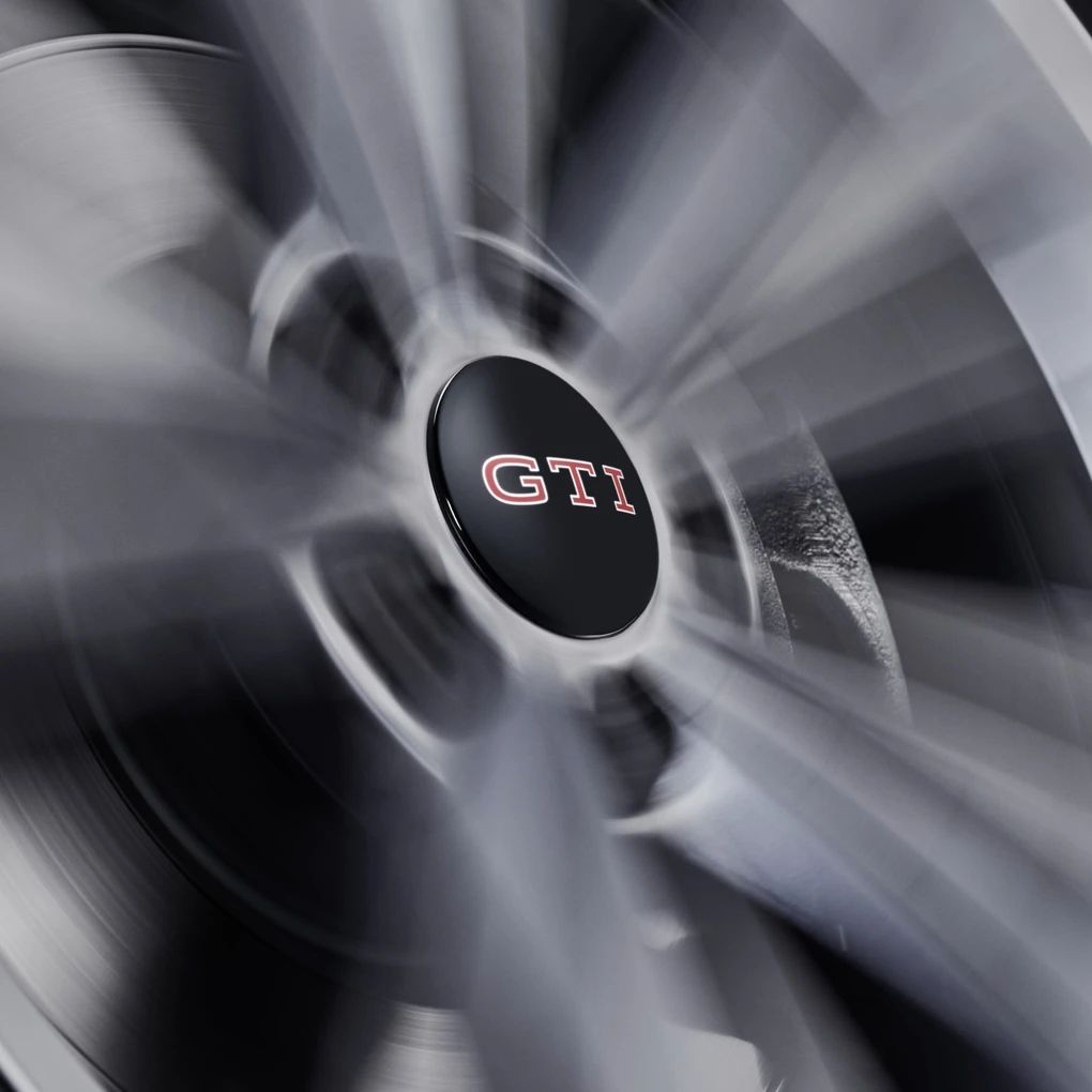 Dynamické středové krytky kol GTI